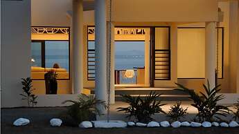 Fiji Luxury Pool Villa