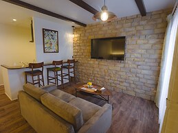 GRAND BASE Hakata Sumiyoshi