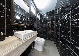 Sana Danang Beach Hotel