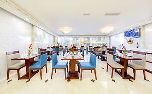 Sana Danang Beach Hotel