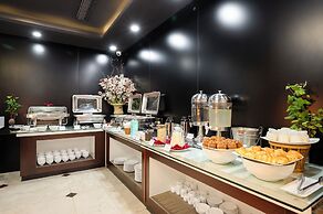 Sana Danang Beach Hotel