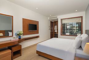 Sana Danang Beach Hotel