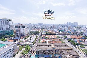 Stay In Vietnam River Gate