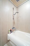 Gangnam Metro Platinum