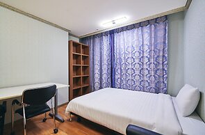 Gangnam Metro Platinum