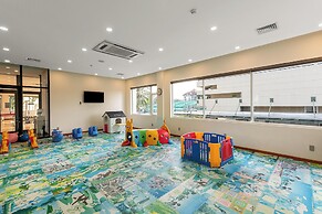 Sunflower International Village