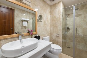 Sunflower International Village