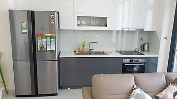 Stay In Vietnam Vinhomes Golden River