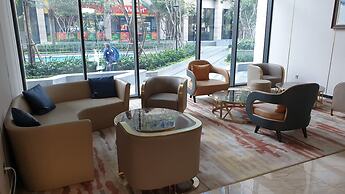 Stay In Vietnam Vinhomes Golden River