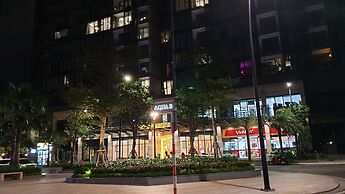 Stay In Vietnam Vinhomes Golden River