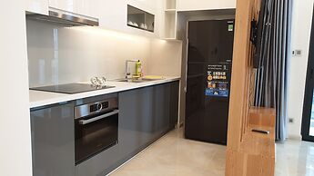 Stay In Vietnam Vinhomes Golden River