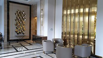 Stay In Vietnam Vinhomes Golden River