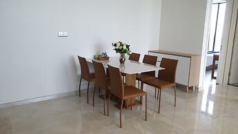 Stay In Vietnam Vinhomes Golden River