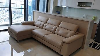 Stay In Vietnam Vinhomes Golden River