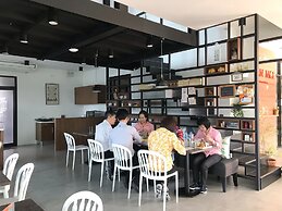 Baan Mae Suvarnabhumi Airport