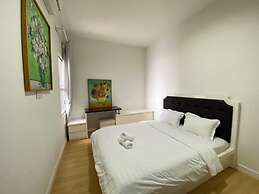 Jenny's Home in Sunrise City Building W3