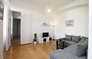 Greg Apartments Kampa Prague