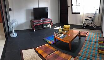 Tangmo House - Hostel