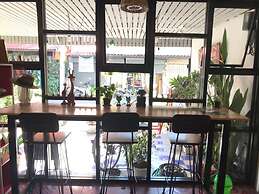 Tangmo House - Hostel