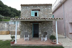 Borgo Rosso di Sera Resort Country Chic
