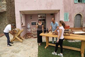 Borgo Rosso di Sera Resort Country Chic