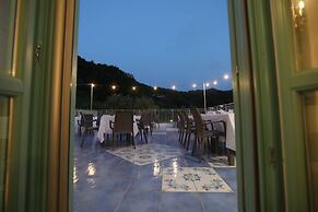 Borgo Rosso di Sera Resort Country Chic