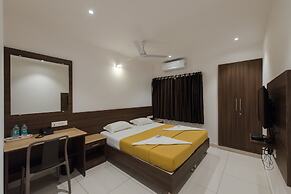Hotel Karuna Residency