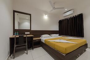 Hotel Karuna Residency