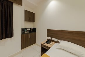 Hotel Karuna Residency