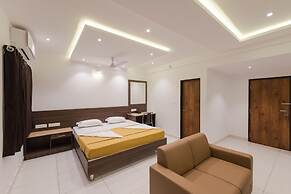 Hotel Karuna Residency