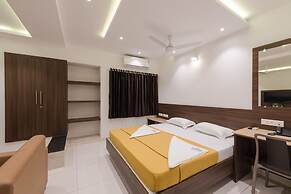 Hotel Karuna Residency