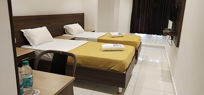Hotel Karuna Residency