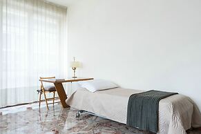 Piazza Cavour Lake View