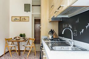 Piazza Cavour Lake View