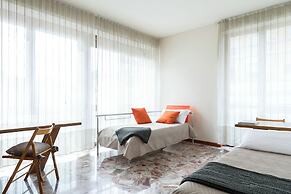 Piazza Cavour Lake View