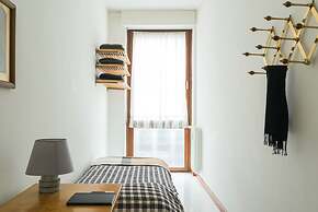 Piazza Cavour Lake View