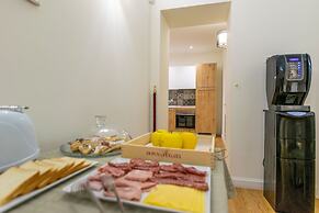 Belmonte 102 Exclusive Suite