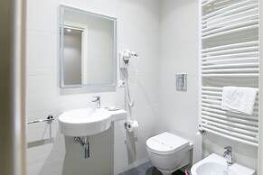 Belmonte 102 Exclusive Suite