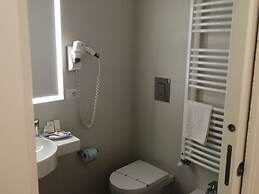 Belmonte 102 Exclusive Suite