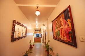 Hotal Devraj Niwas on Lake Pichola Udaipur