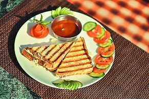 Hotal Devraj Niwas on Lake Pichola Udaipur