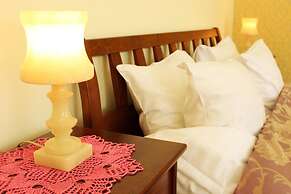 Embrace Guestrooms & Apartments