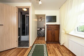 Embrace Guestrooms & Apartments