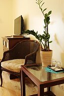 Embrace Guestrooms & Apartments