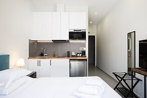 The Omnia Collection Pagrati