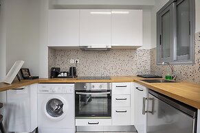 The Omnia Collection Pagrati