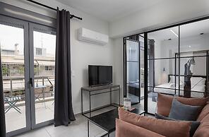 The Omnia Collection Pagrati