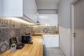 The Omnia Collection Pagrati