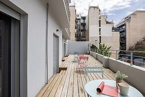 The Omnia Collection Pagrati