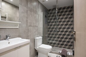 The Omnia Collection Pagrati